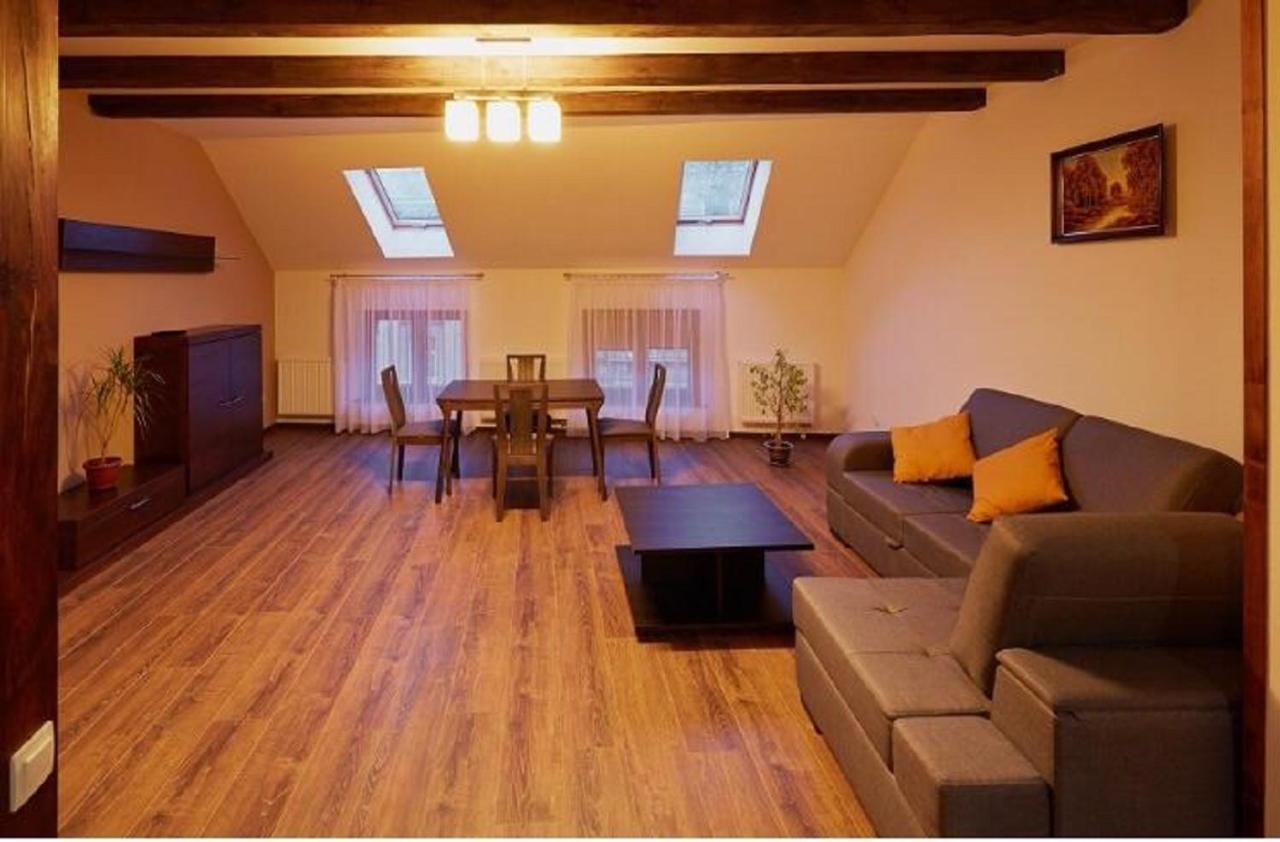 Apartment On Lychakivska Lviv Eksteriør billede